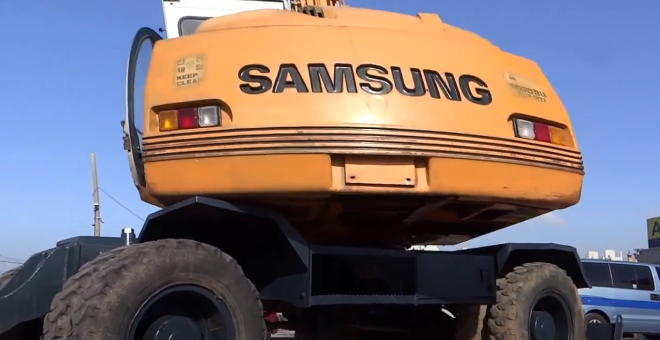 экскаватор Samsung MX132W